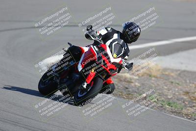 media/Feb-05-2023-Classic Track Day (Sun) [[c35aca4a42]]/Group 2/session 1 turn 9/